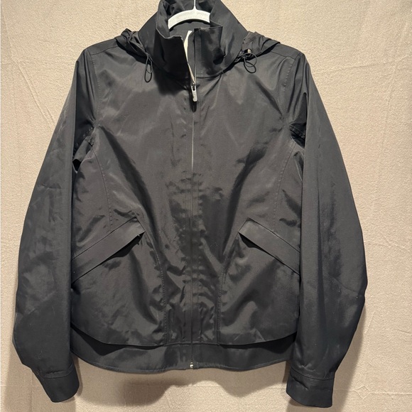 lululemon athletica Jackets & Blazers - lululemon athletica Women's Black Raincoat